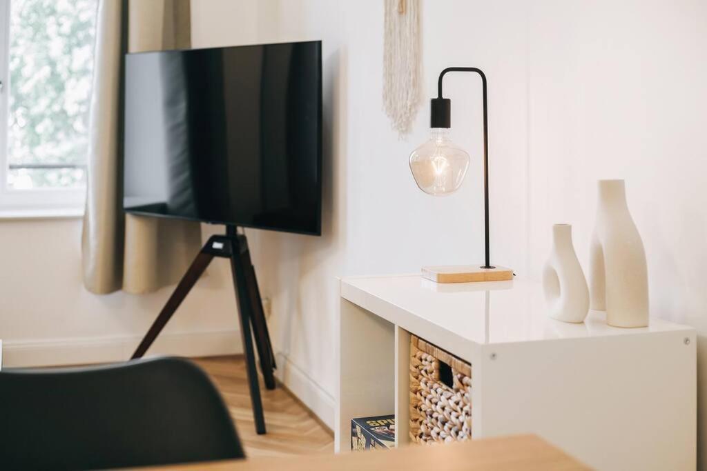 Tip! Design-Apartment In Toplage 75Qm In Szeneviertel Дрезден Екстериор снимка